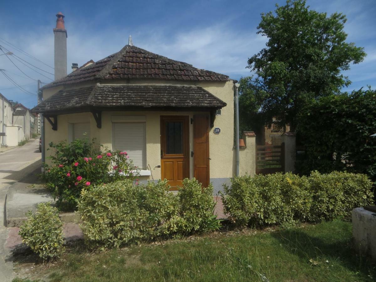 Charmante Maison Pres De Vezelay Voutenay-sur-Cure Εξωτερικό φωτογραφία